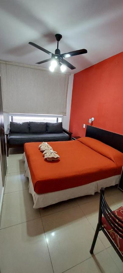 Hotel Quito บัวโนสไอเรส ภายนอก รูปภาพ