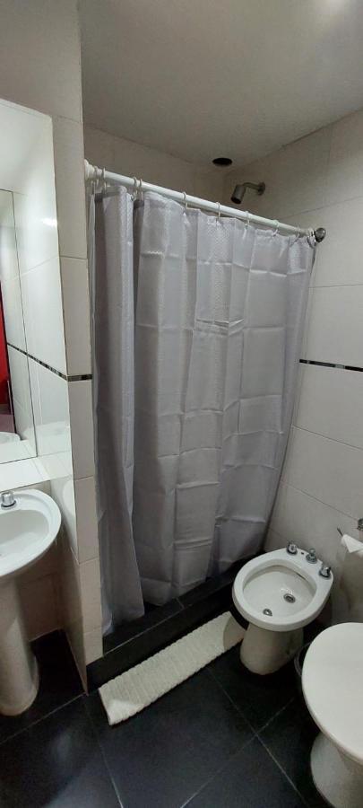 Hotel Quito บัวโนสไอเรส ภายนอก รูปภาพ